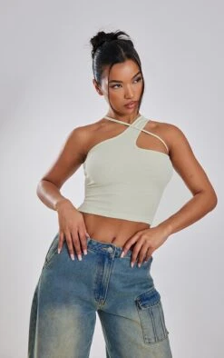 Crop Top Côtelé Doux Asymétrique Sauge Détail Bretelle