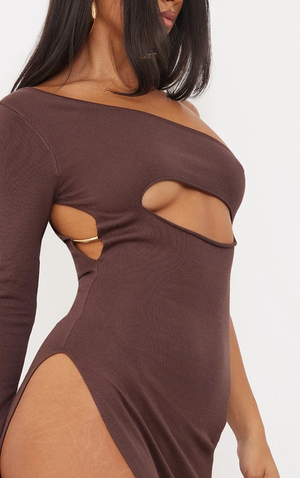 Robe Asymétrique Longue En Maille Tricot Chocolat – Image 4