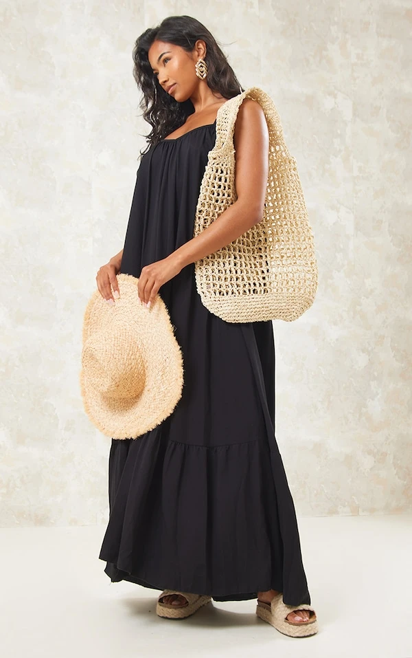 Robe Longue Plissée Noire Superposée à Bretelles – Image 5