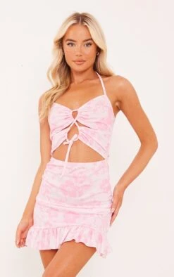 Robe Droite Dos Nu Fleurie Rose à Ourlet Volanté Et Découpes