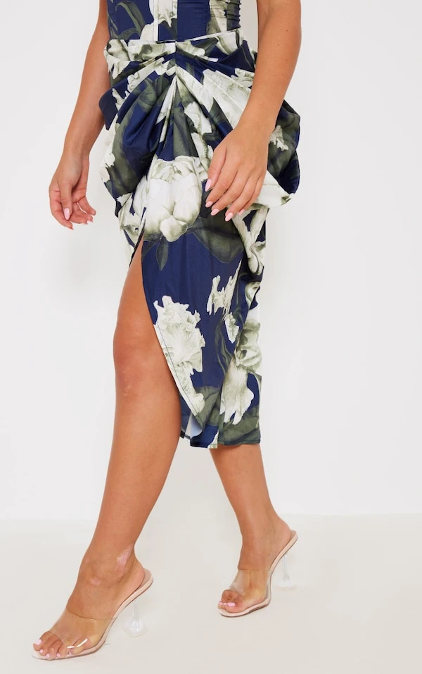 Jupe Mi-longue Bleu Marine Fleurie à Côtés Froncés – Image 2