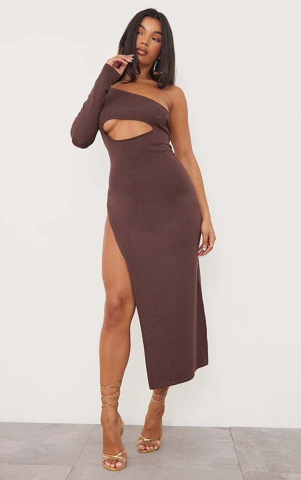 Robe Asymétrique Longue En Maille Tricot Chocolat – Image 3