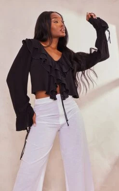 Tall Blouse En étamine Noire à Volants Nouée Devant