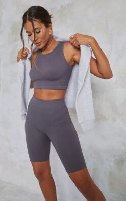 Crop Top Structuré Côtelé Gris Anthracite Sans Manches Détail Contours